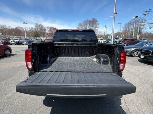 Certified 2024 GMC Sierra 1500 Elevation AWD/4WD image 10