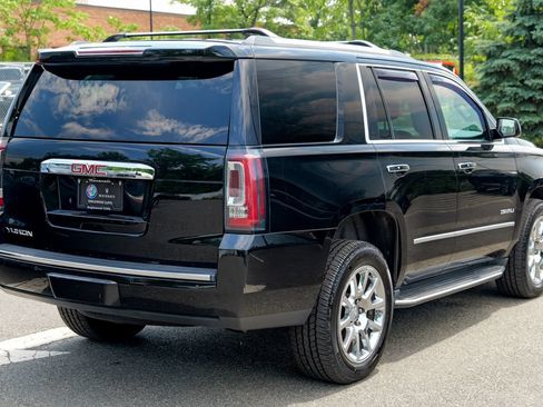 Used 2017 GMC Yukon Denali w/ Open Road Package AWD/4WD image 7