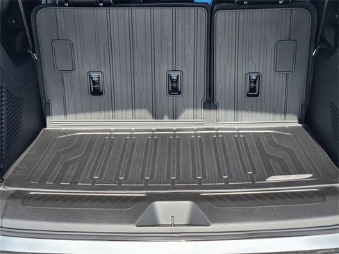 New 2026 GMC Yukon XL Elevation w/ LPO, Floor Liner Package image 25