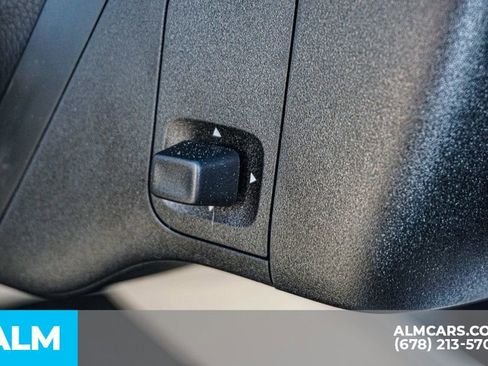 Used 2025 Mercedes-Benz GLE 350 4MATIC image 48