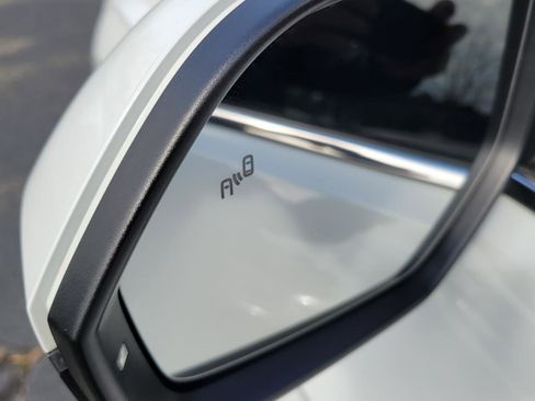 Certified 2025 Volkswagen Atlas SE w/ Panoramic Sunroof Package image 49