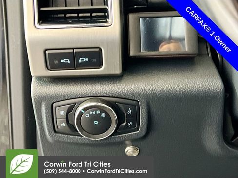 Used 2022 Ford F350 Platinum AWD/4WD image 18