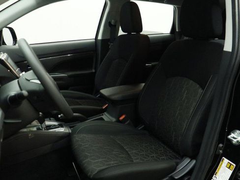 Used 2026 Mitsubishi Outlander Sport AWD image 8