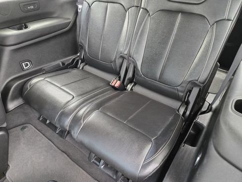 Used 2024 Jeep Grand Cherokee L Limited w/ Luxury Tech Group II AWD/4WD image 31