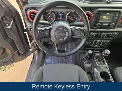 Used 2018 Jeep Wrangler Unlimited Sport S AWD/4WD image 3