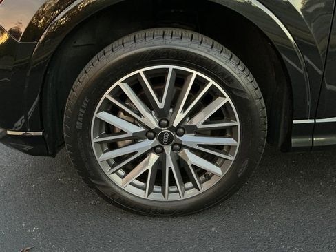 Used 2021 Audi Q3 2.0T Premium w/ Convenience Package image 25