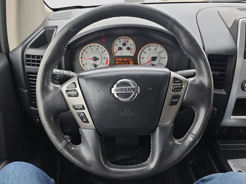 Used 2015 Nissan Titan PRO-4X image 9