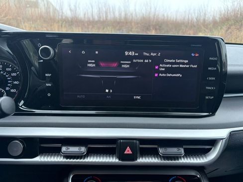 Used 2022 Kia K5 GT-Line image 32