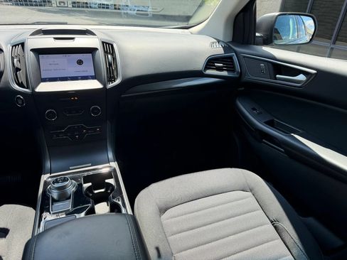 Used 2020 Ford Edge SE AWD/4WD image 13