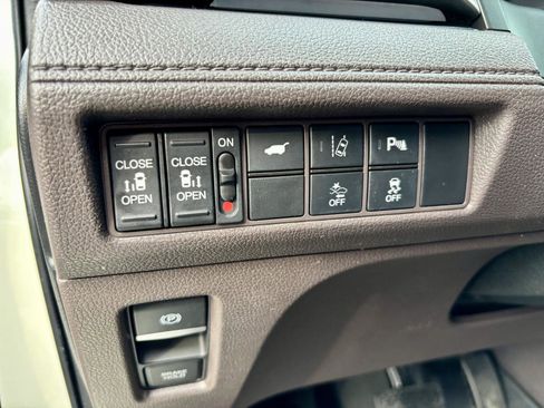 Used 2019 Honda Odyssey Elite image 22