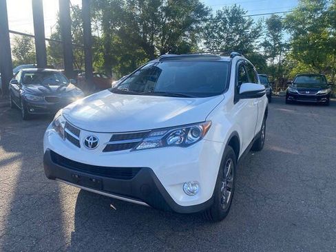 Used 2015 Toyota RAV4 XLE AWD/4WD image 2