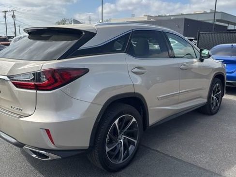 Used 2019 Lexus RX 350 FWD w/ Luxury Package image 6