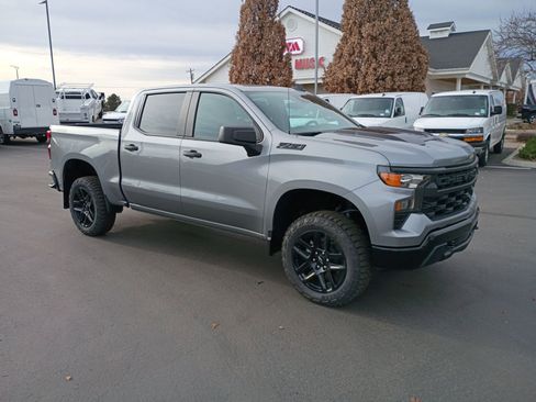 New 2026 Chevrolet Silverado 1500 Custom Trail Boss w/ Dark Appearance Package image 9
