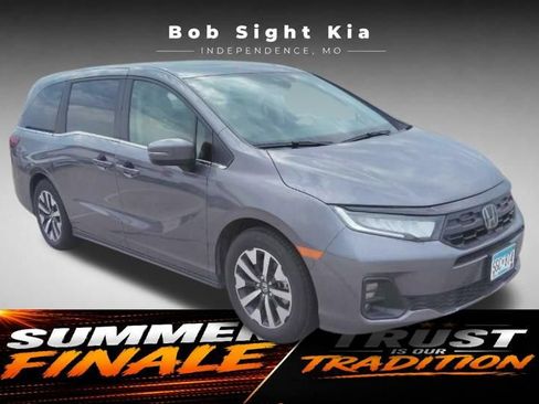 Used 2025 Honda Odyssey EX-L image 4