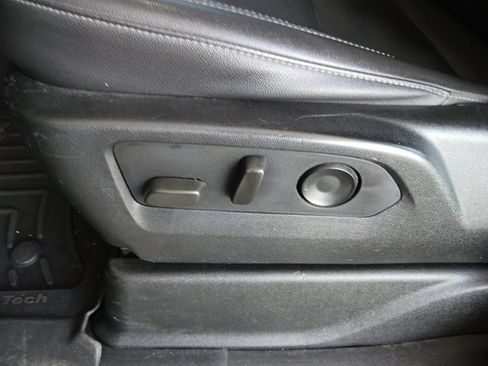 Used 2021 Chevrolet Tahoe LT AWD/4WD image 32