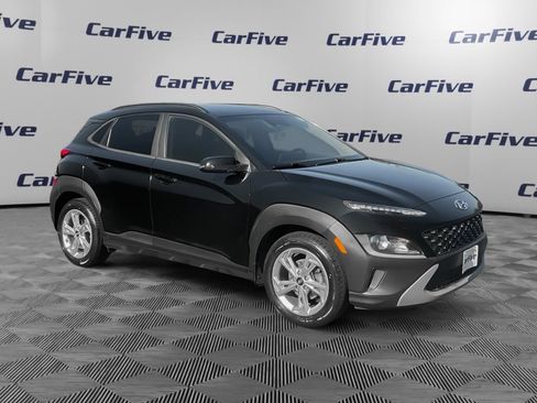 Used 2022 Hyundai Kona SEL w/ Cargo Package FWD image 8