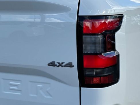 New 2026 Nissan Frontier SV image 7