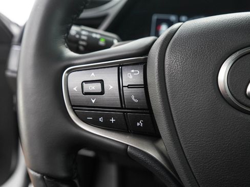 Used 2024 Lexus ES 350 w/ Accessory Package (Z1) FWD image 25