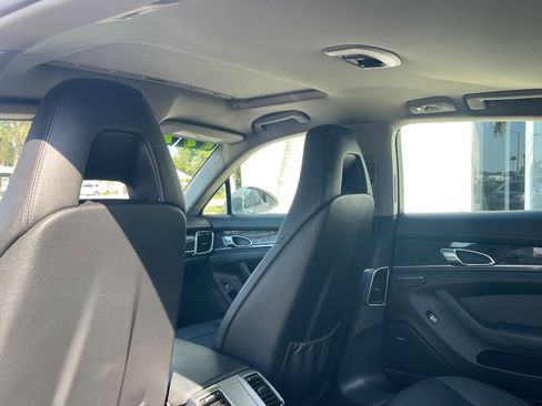 Used 2011 Porsche Panamera 4 image 25