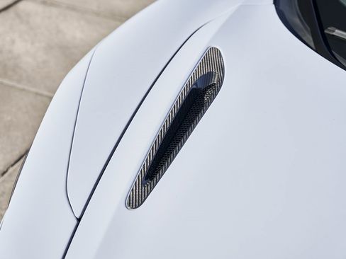 Used 2022 McLaren 720S Spider image 9