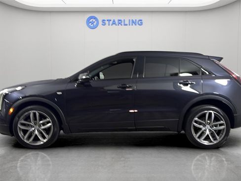 Used 2023 Cadillac XT4 Sport image 3