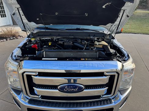 Used 2014 Ford F250 XLT image 22