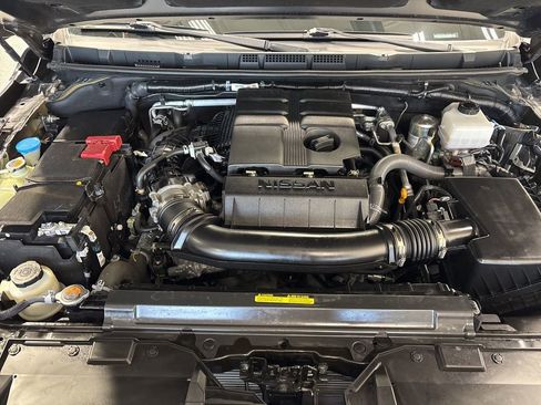 Used 2024 Nissan Frontier PRO-4X w/ Pro Convenience Package AWD/4WD image 39