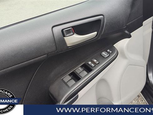 Used 2012 Toyota Camry LE image 10