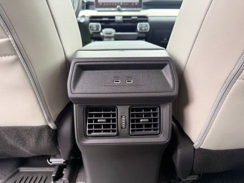 Used 2026 Toyota RAV4 SE w/ Convenience Package AWD/4WD image 21