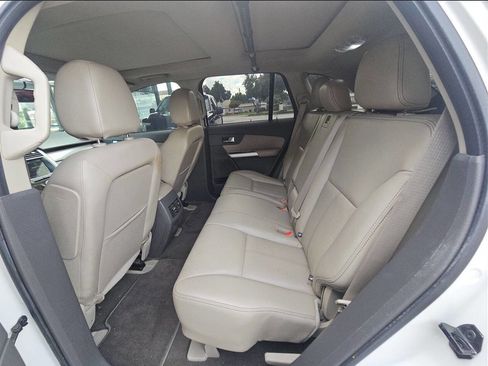 Used 2013 Ford Edge SEL image 12