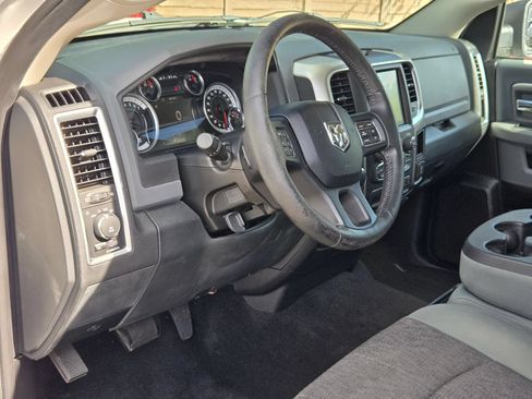Used 2015 RAM 1500 Lone Star RWD image 12
