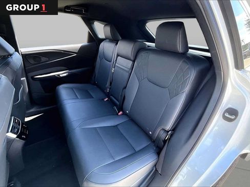 Used 2026 Lexus RX 350 Premium w/ Accessory Package (Z1) FWD image 18