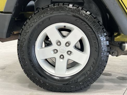 Used 2007 Jeep Wrangler Unlimited X AWD/4WD image 10
