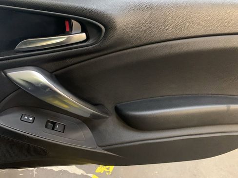 Used 2020 FIAT 124 Spider Abarth w/ Visibility Group image 15