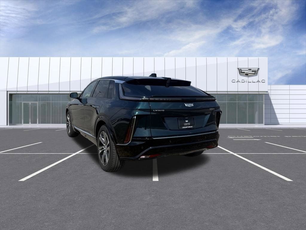 Certified 2024 Cadillac Lyriq Luxury AWD/4WD image 12