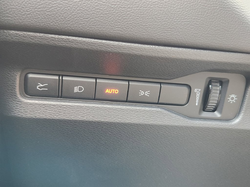 New 2026 Dodge Charger R/T AWD/4WD image 17