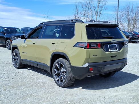 New 2026 Jeep Cherokee Overland image 3
