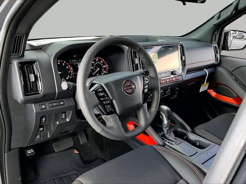 New 2026 Nissan Frontier Pro-X RWD image 8