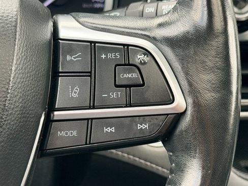 Used 2020 Toyota Highlander Platinum AWD/4WD image 36