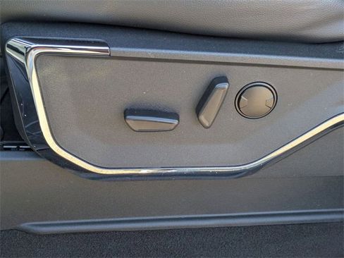 Used 2024 Ford F150 Lariat image 14