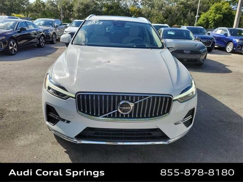 Used 2022 Volvo XC60 T8 Inscription Expression w/ Advanced Package image 3