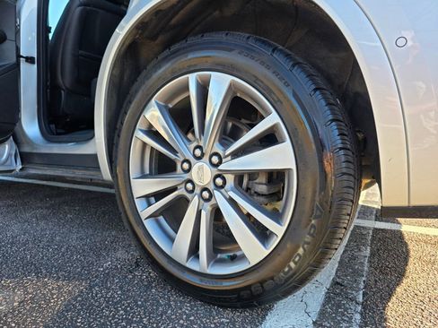 Used 2020 Cadillac XT6 Premium Luxury image 33