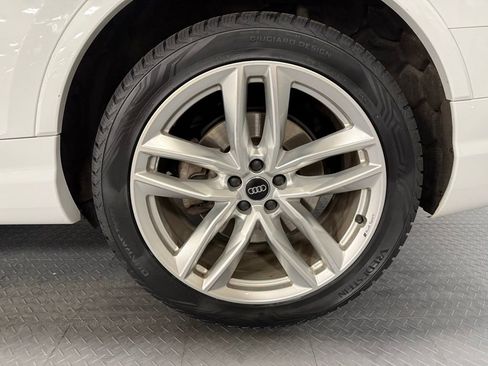 Used 2018 Audi Q7 3.0T Prestige AWD/4WD image 7