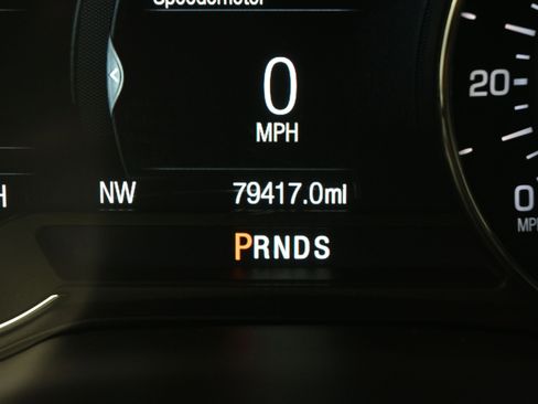 Used 2019 Lincoln MKC Select w/ Select Plus Package FWD image 16