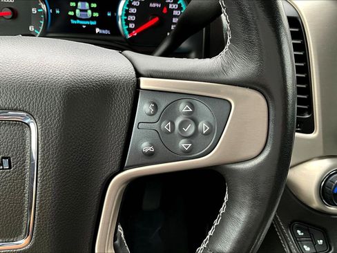 Used 2020 GMC Yukon Denali w/ Open Road Package image 17