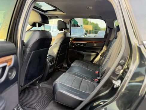 Used 2017 Honda CR-V Touring image 11