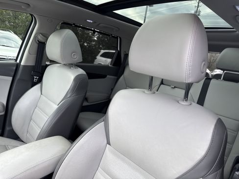 Used 2019 Kia Sorento SX w/ SX Touring Package image 17