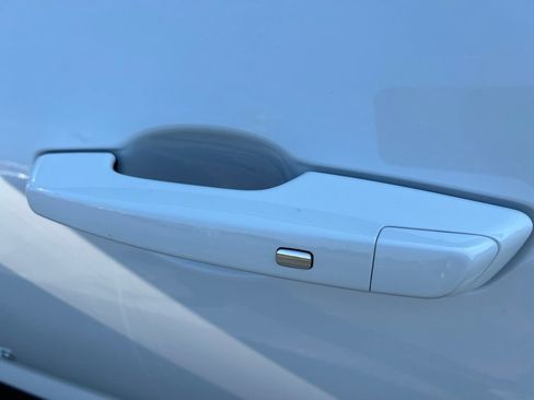 Used 2025 GMC Terrain Elevation FWD image 5