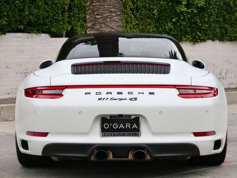 Used 2019 Porsche 911 Targa 4S image 11