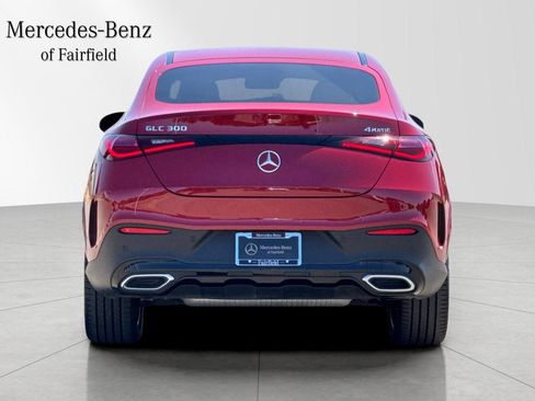 Used 2024 Mercedes-Benz GLC 300 4MATIC image 7
